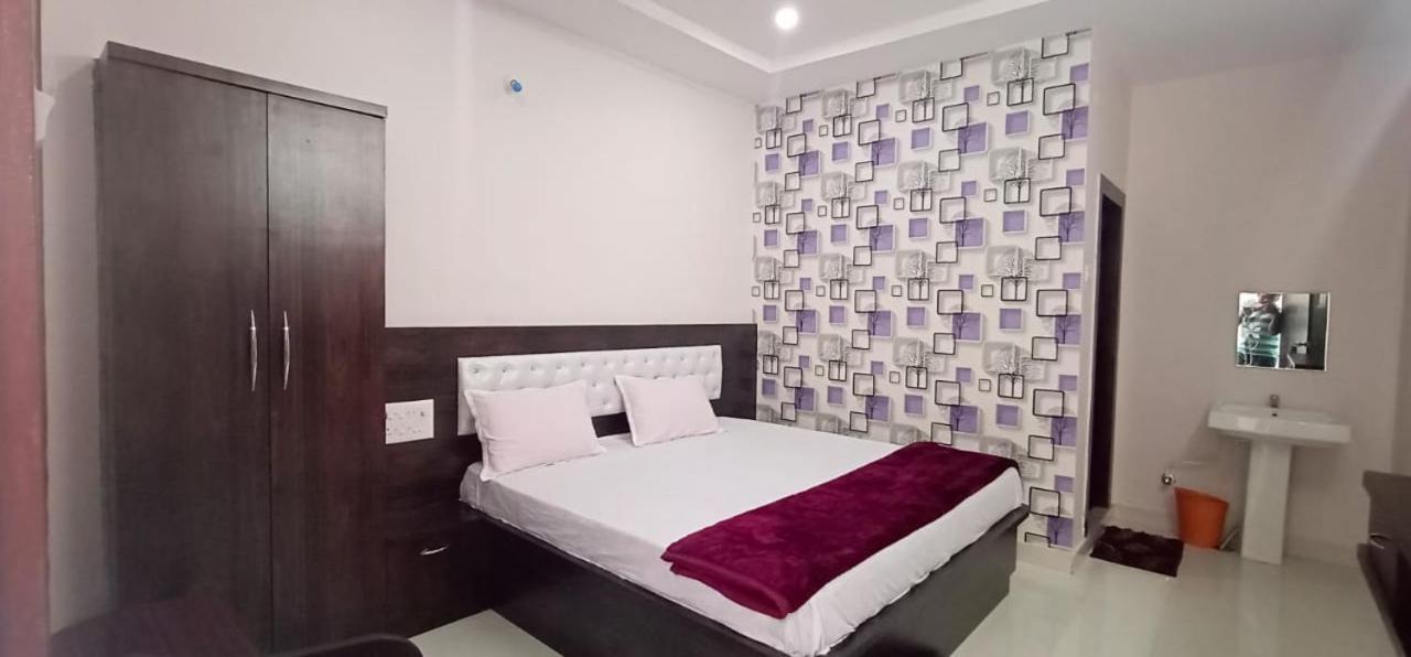 Varun Residency Bhadrachalam Exterior photo